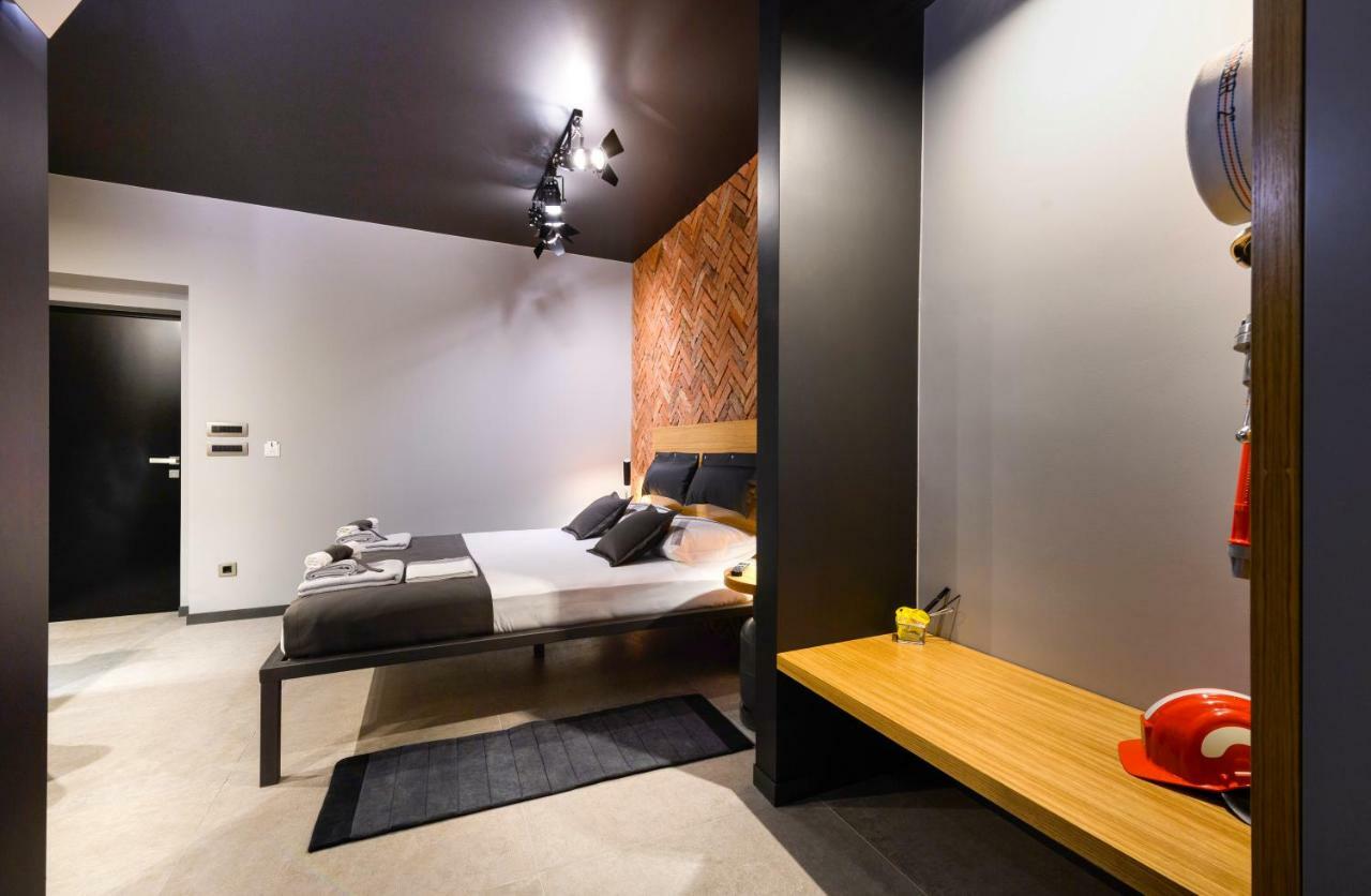 Split Industrial Design Rooms Esterno foto